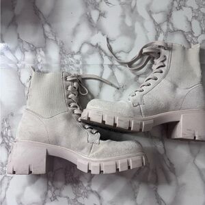 Steve Madden Beige Lace-Up Ankle Boots